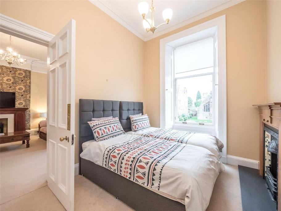 Beautiful & Bright 2 Bed Flat Murrayfield إدنبرة المظهر الخارجي الصورة