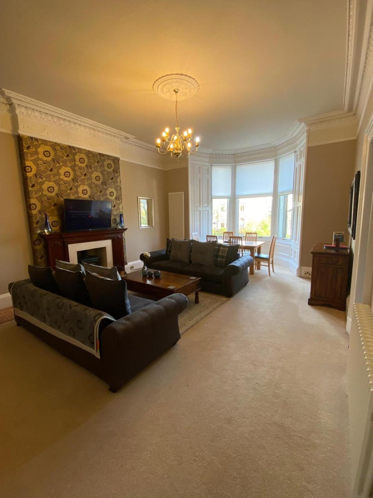 Beautiful & Bright 2 Bed Flat Murrayfield إدنبرة المظهر الخارجي الصورة