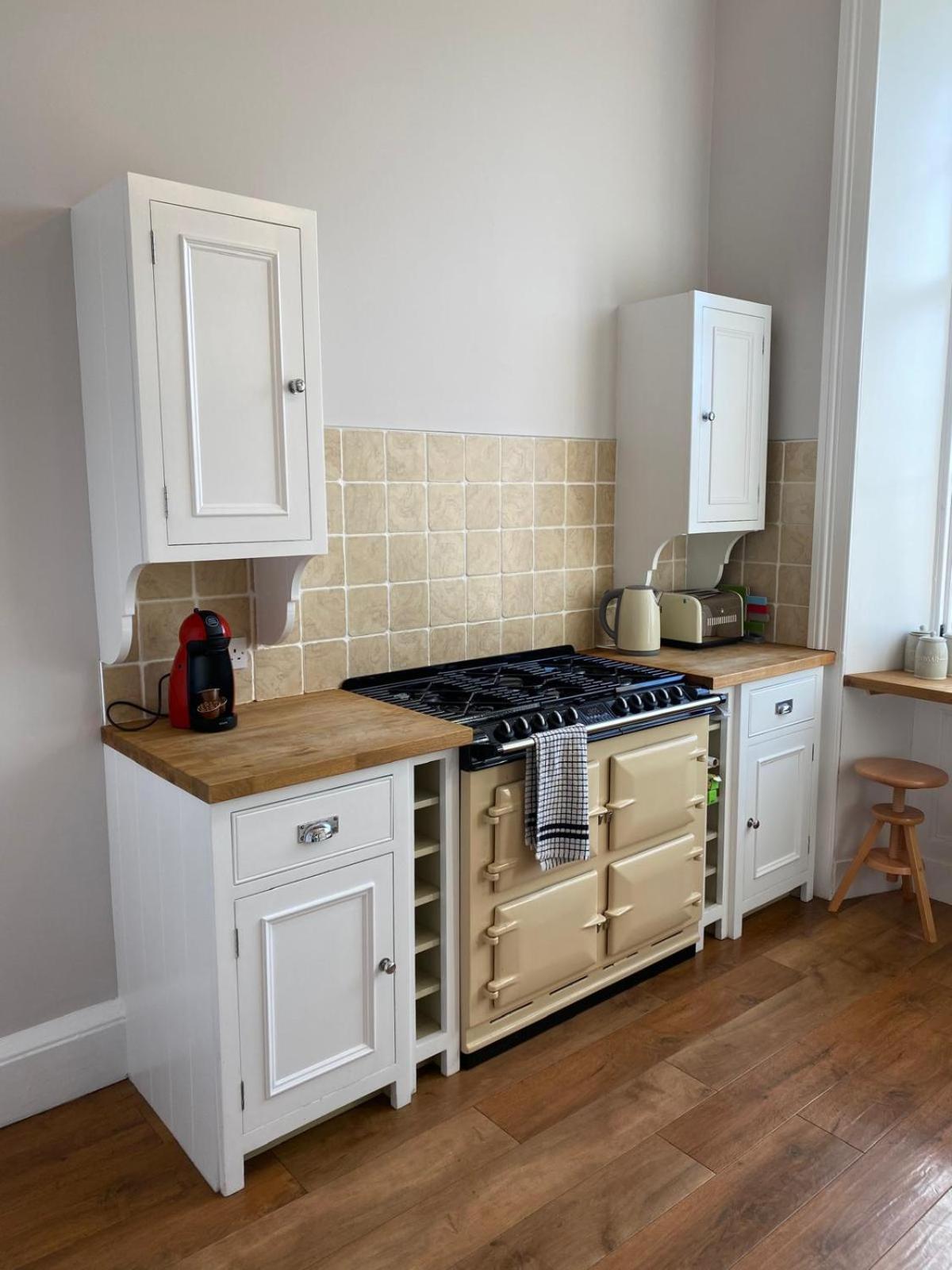 Beautiful & Bright 2 Bed Flat Murrayfield إدنبرة المظهر الخارجي الصورة